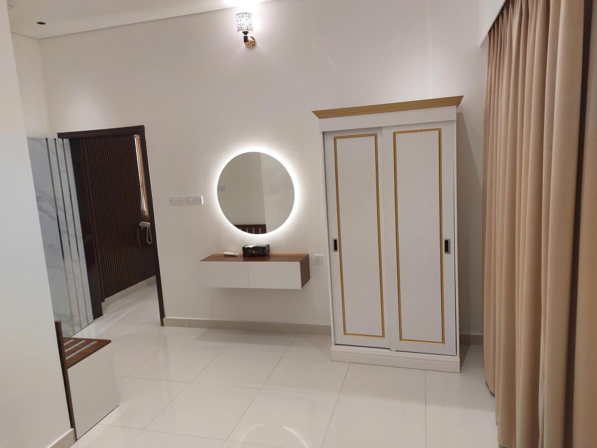 Mabahj Garnatha Hotel Apartments Sohar Exterior photo